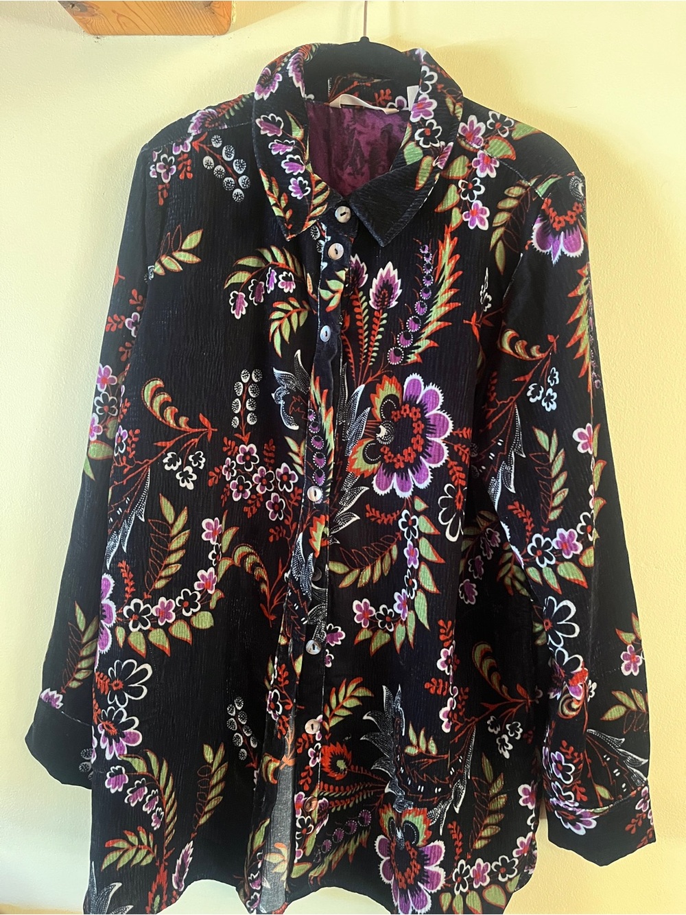 Soft Surroundings long velvet Floriana Black Floral Button-Down Shirt Size L